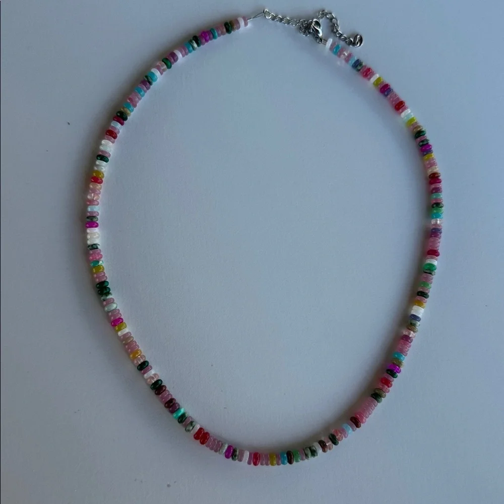 **New Multicolor Beaded Necklace - Picture 3 of 4